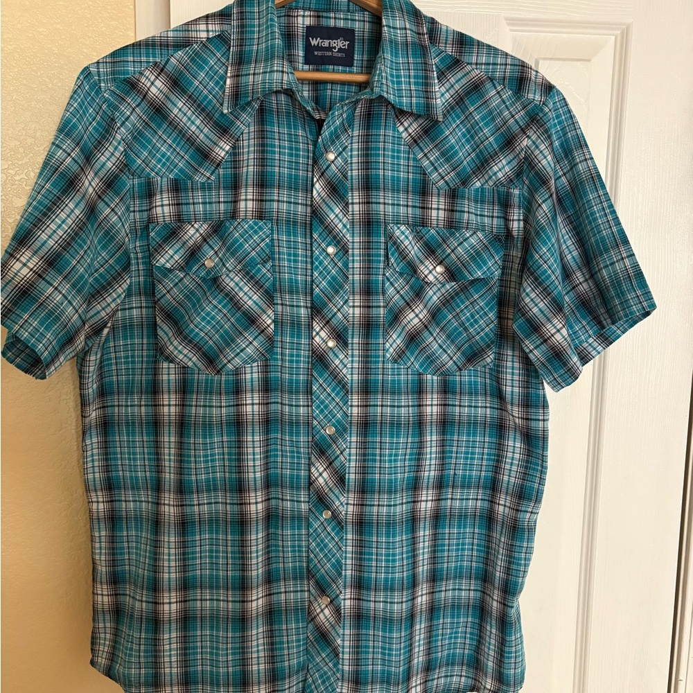 Wrangler Men's Teal and White Plaid Button Down Shirt